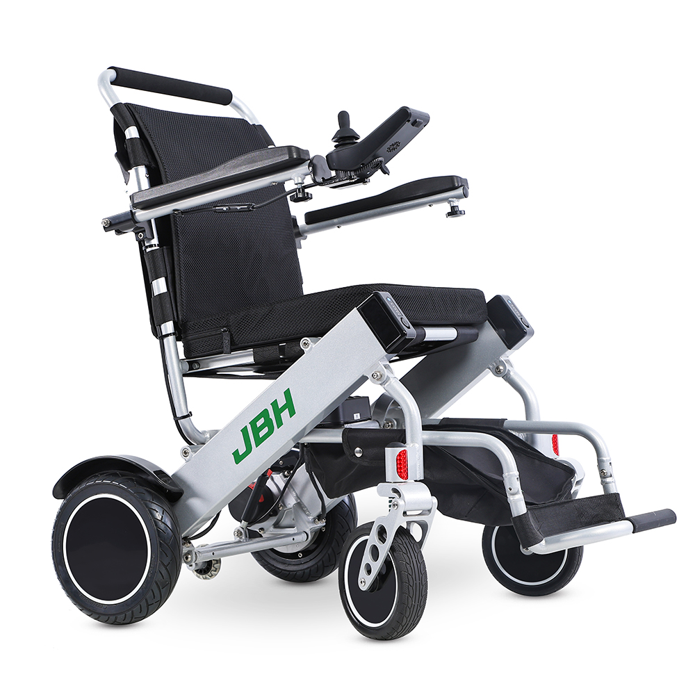JBH 4-tekerlekler kapalı güç tekerlekli sandalye D06